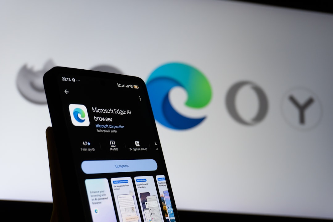 microsoft-edge-app-displayed-on-smartphone-screen-90yibyhyghc